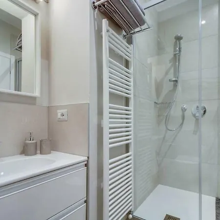 Picinquecomolake Apartment